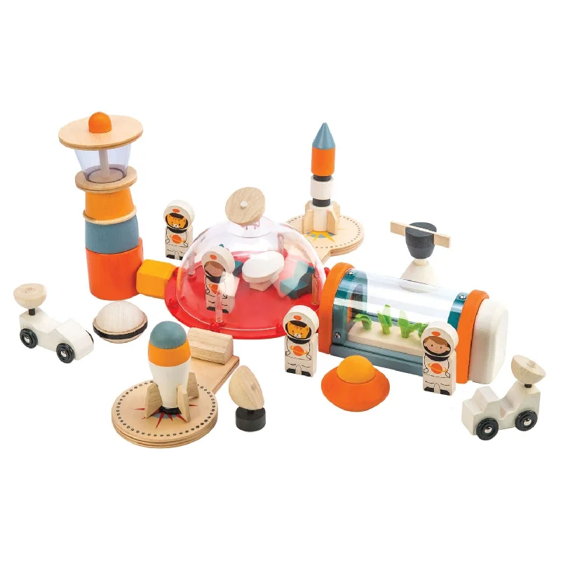 Life On Mars Wooden Play Set